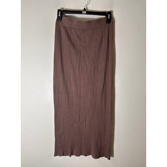 Max Studio Brown Ribbed Bodycon Swater Skirt Sz XS - Picture 2 of 2